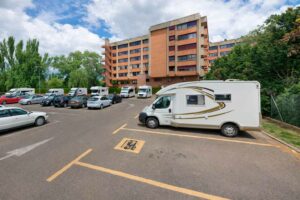 área de autocaravanas de Isla Dos Aguas en Palencia